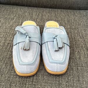 Donald Pliner Mules NWOT Size 6